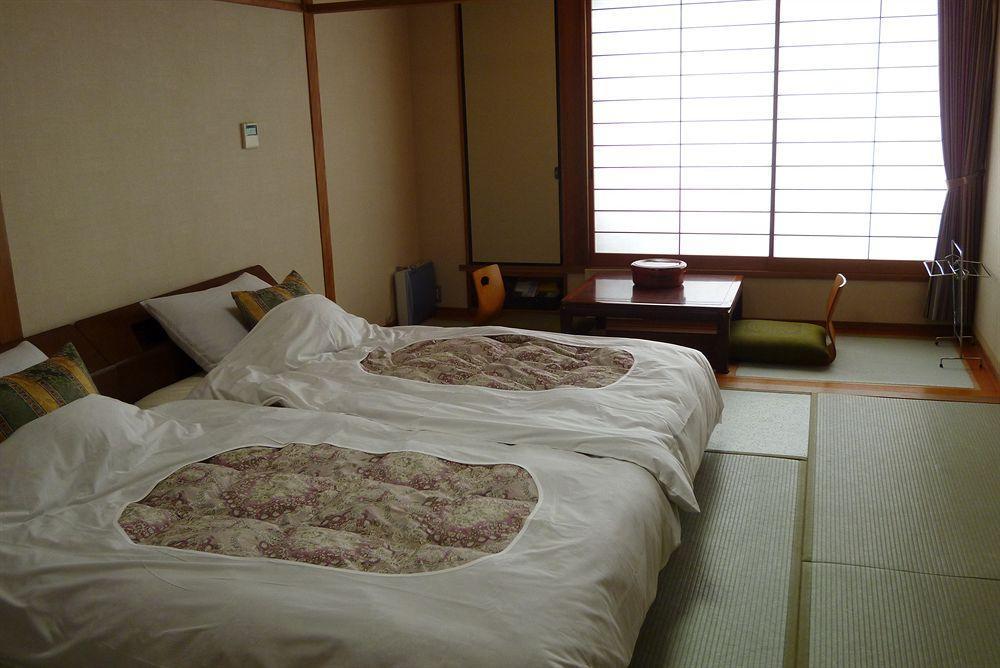 Miyajima Hotel New Kotobuki Hatsukaichi Exterior photo